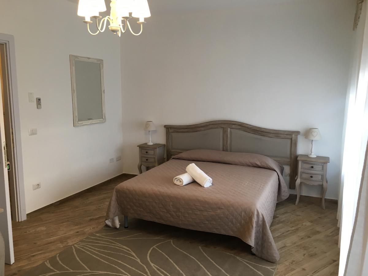 City Garden Guest House Олбия Екстериор снимка