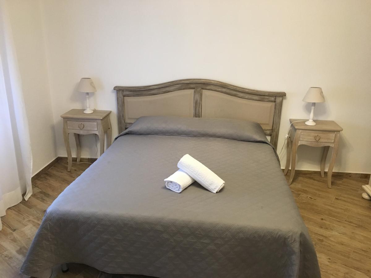 City Garden Guest House Олбия Екстериор снимка