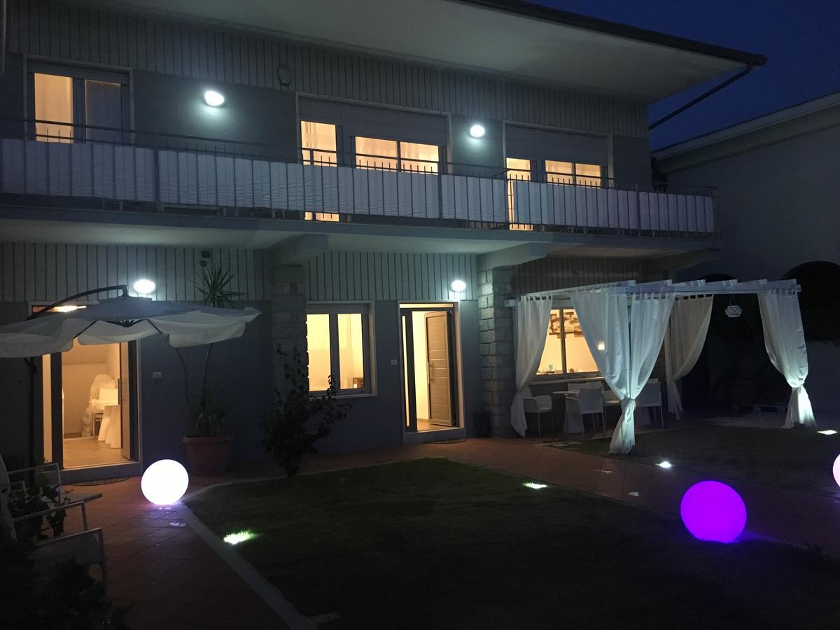 City Garden Guest House Олбия Екстериор снимка