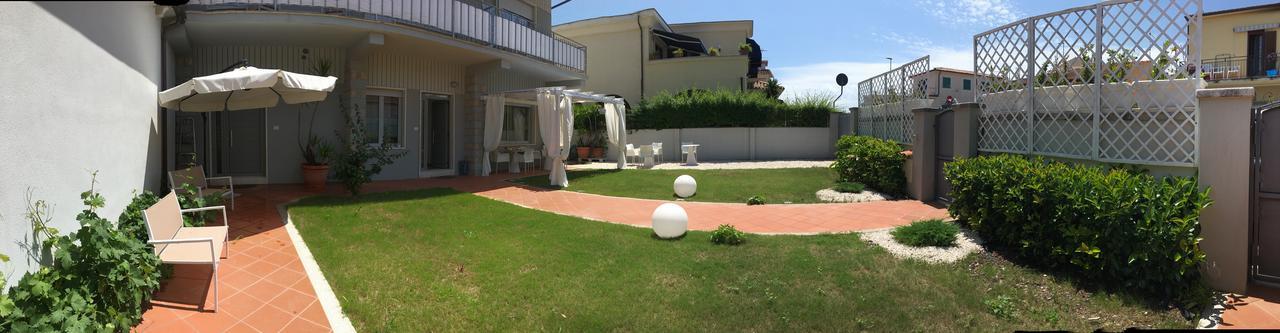 City Garden Guest House Олбия Екстериор снимка