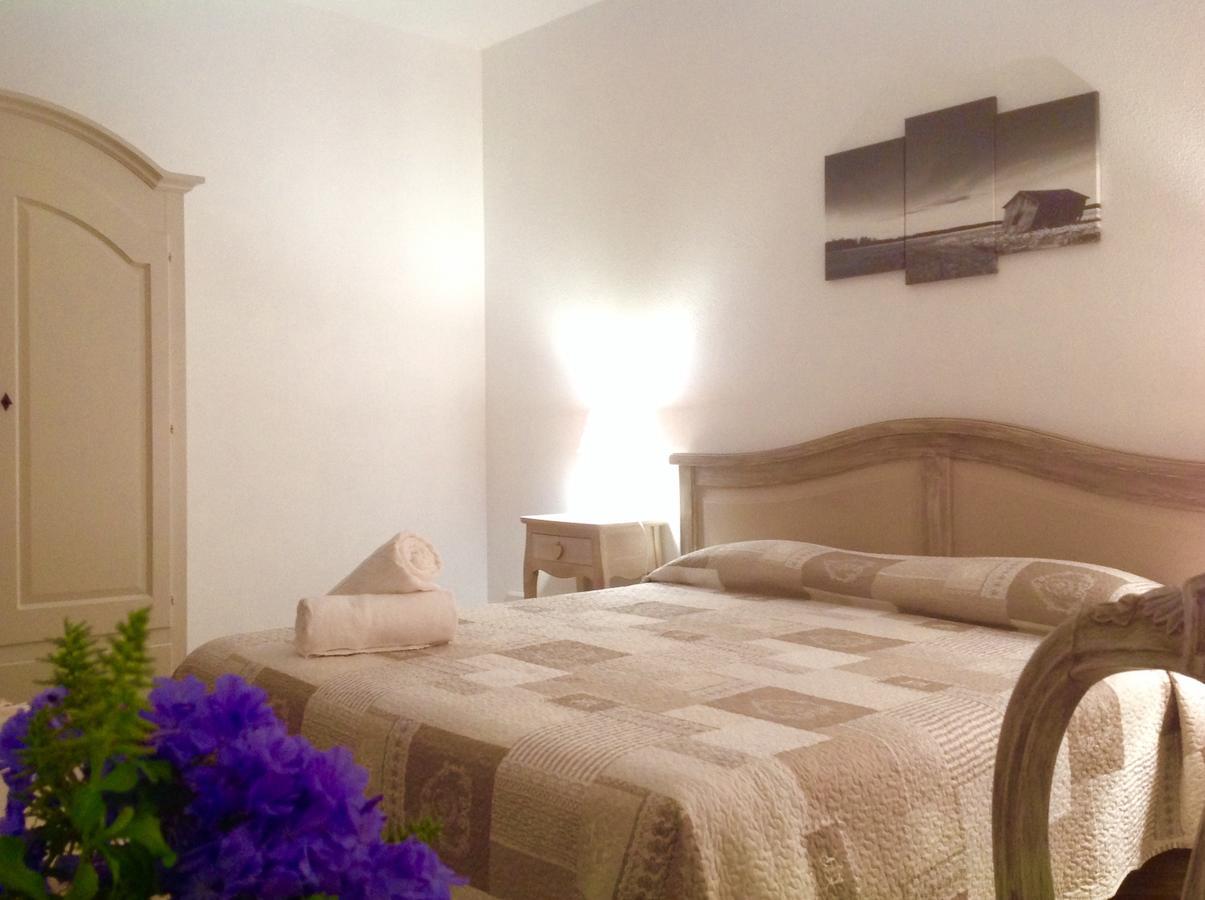 City Garden Guest House Олбия Екстериор снимка