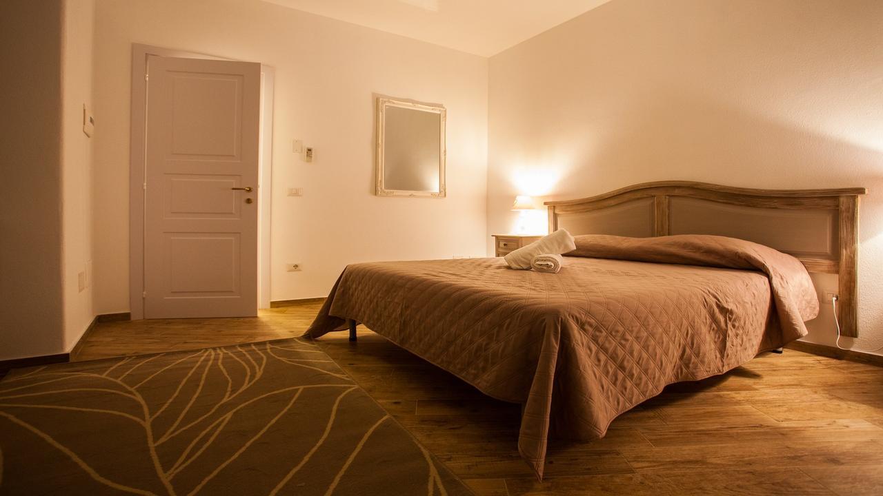 City Garden Guest House Олбия Екстериор снимка