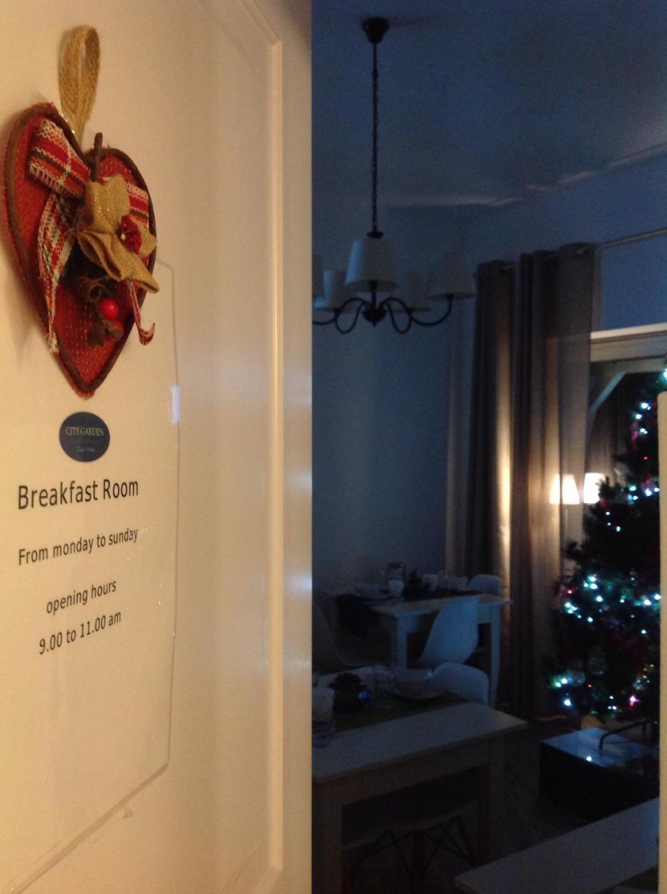 City Garden Guest House Олбия Екстериор снимка