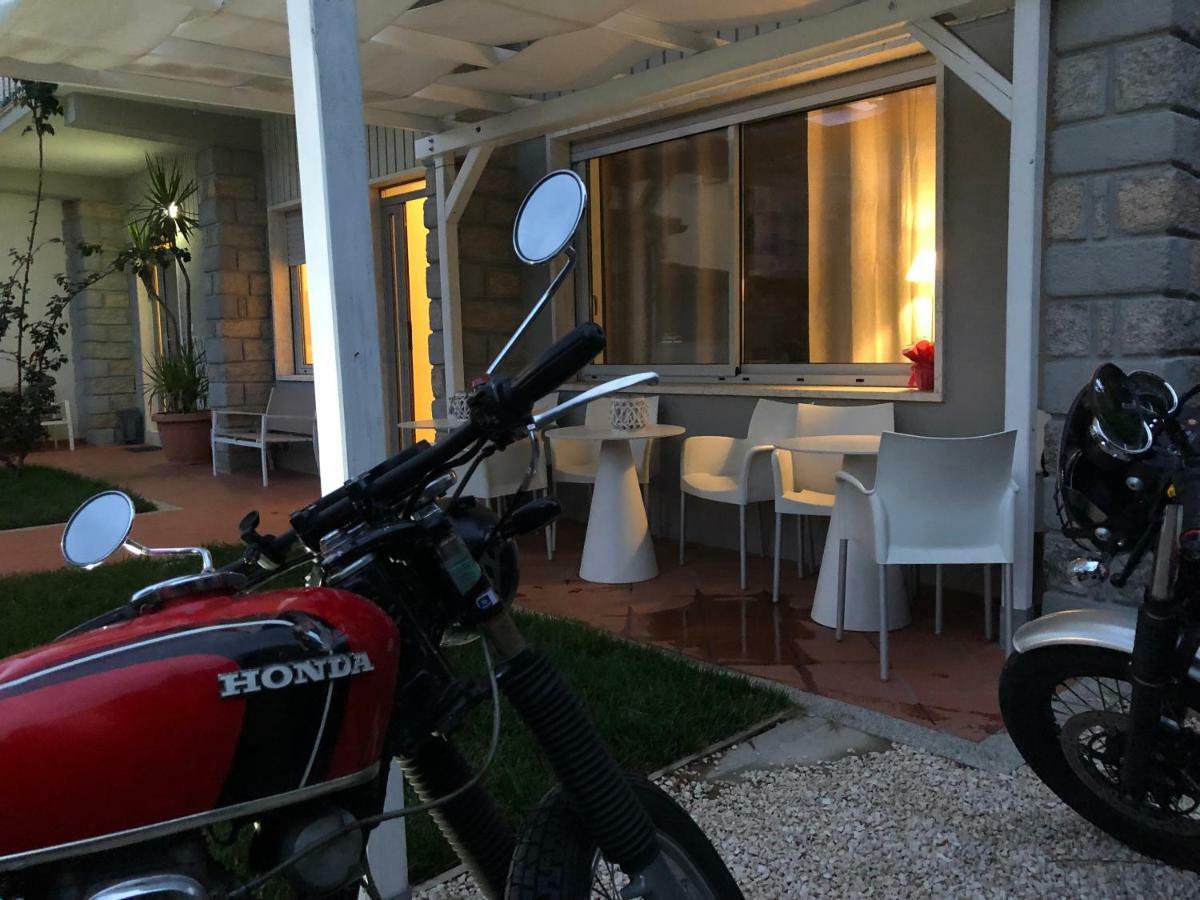 City Garden Guest House Олбия Екстериор снимка